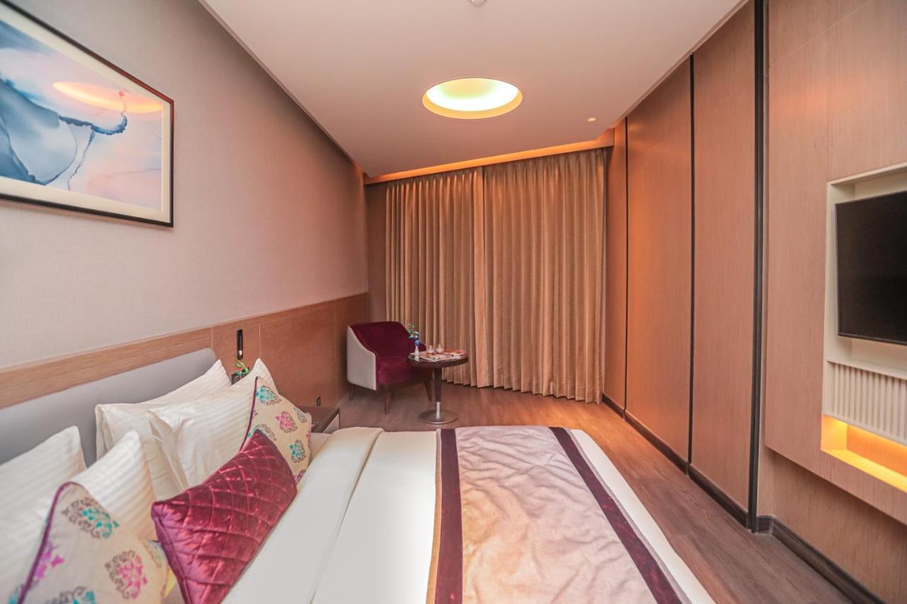 Regenta Place Verka 암리차르 외부 사진
